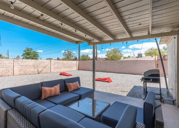 Lightrail Bbq & Billiard Minutes From Dt * Phoenix