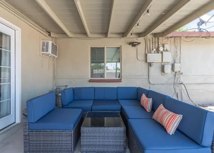 Holiday home Lightrail Bbq & Billiard Minutes From Dt *