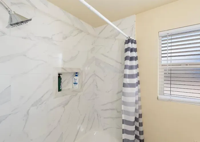 Holiday home Lightrail Bbq & Billiard Minutes From Dt Phoenix
